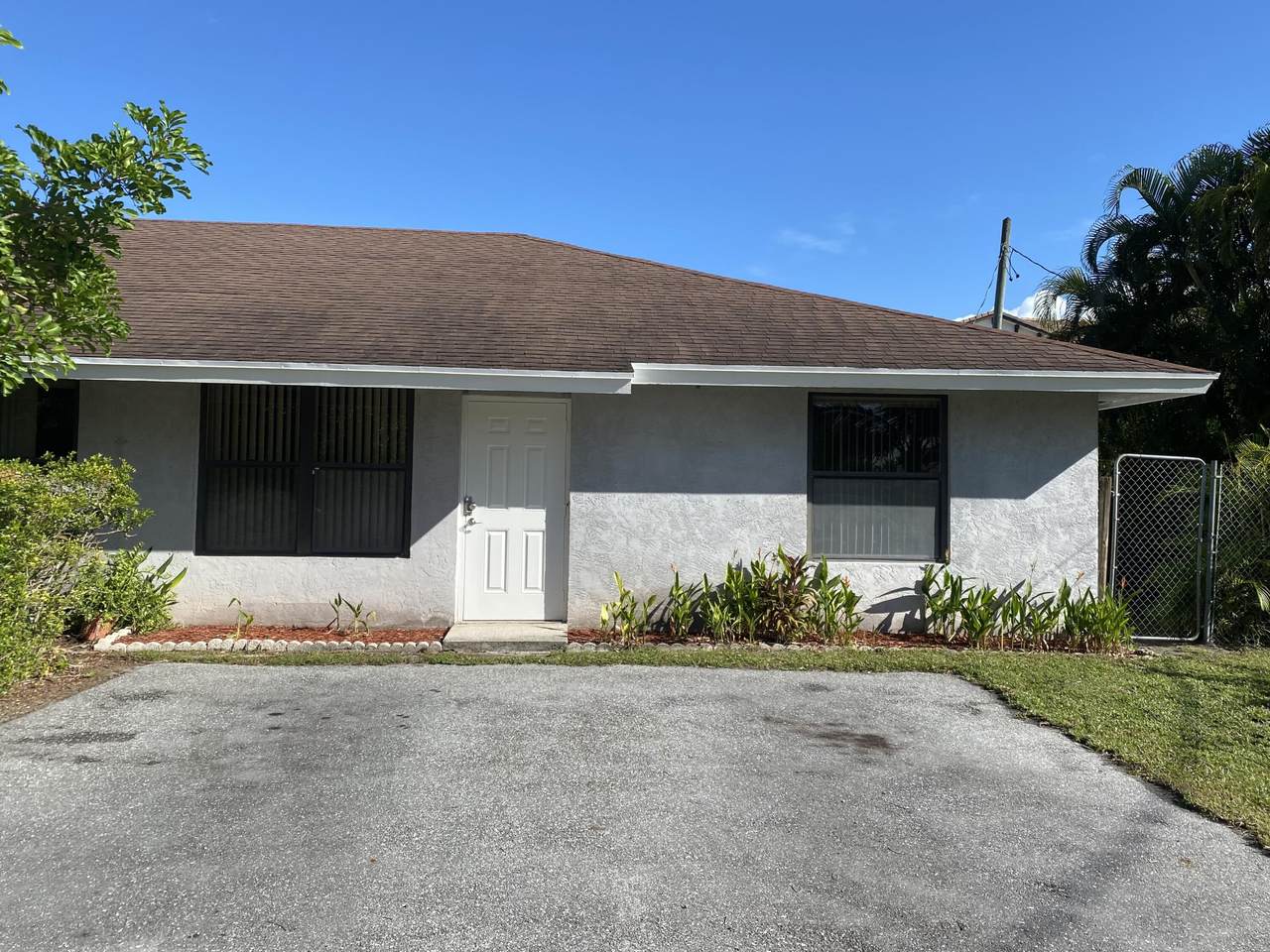 2414 Ceceile 1 Avenue - Photo 1