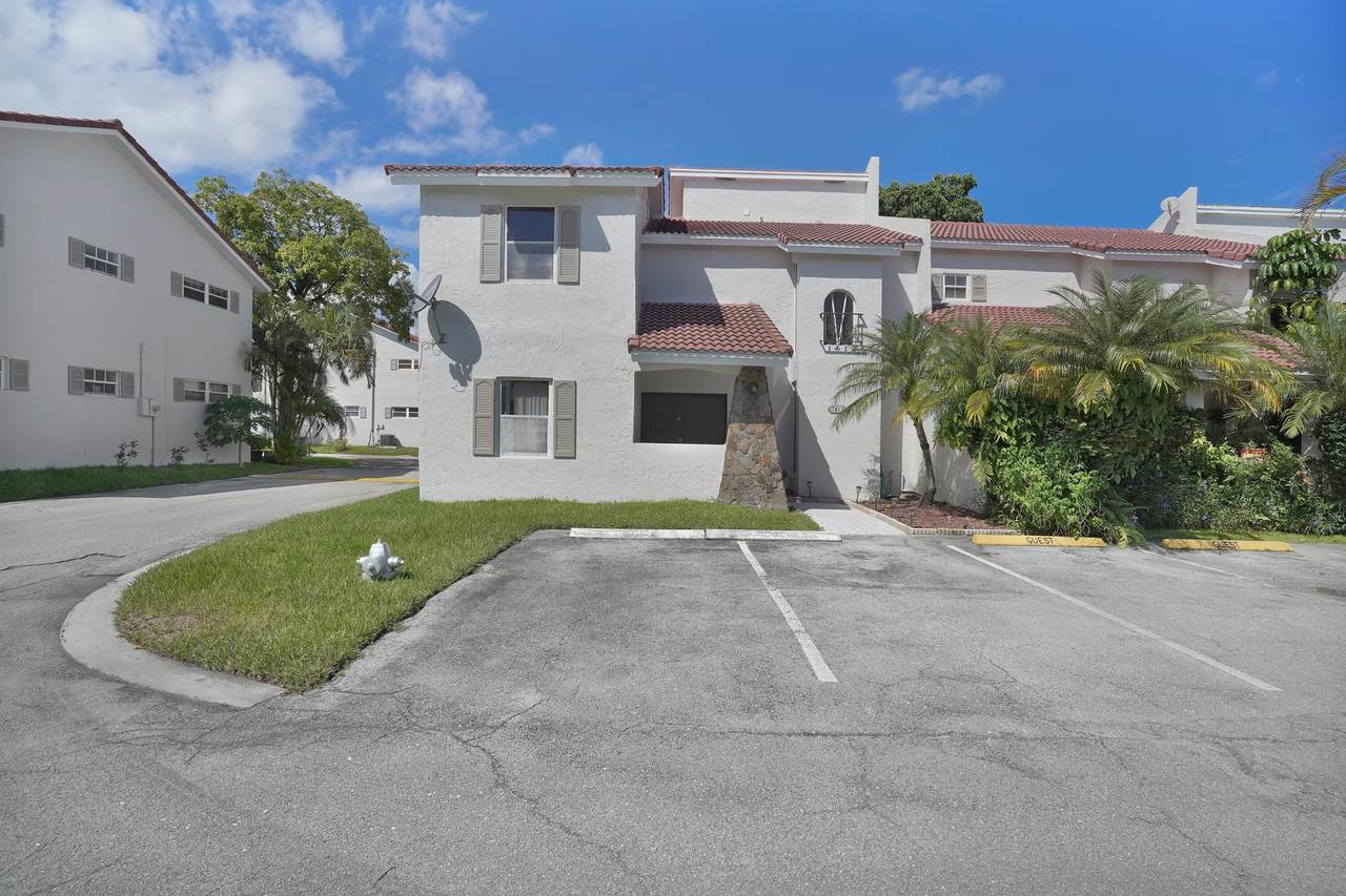 7411 Champagne Place - Photo 1