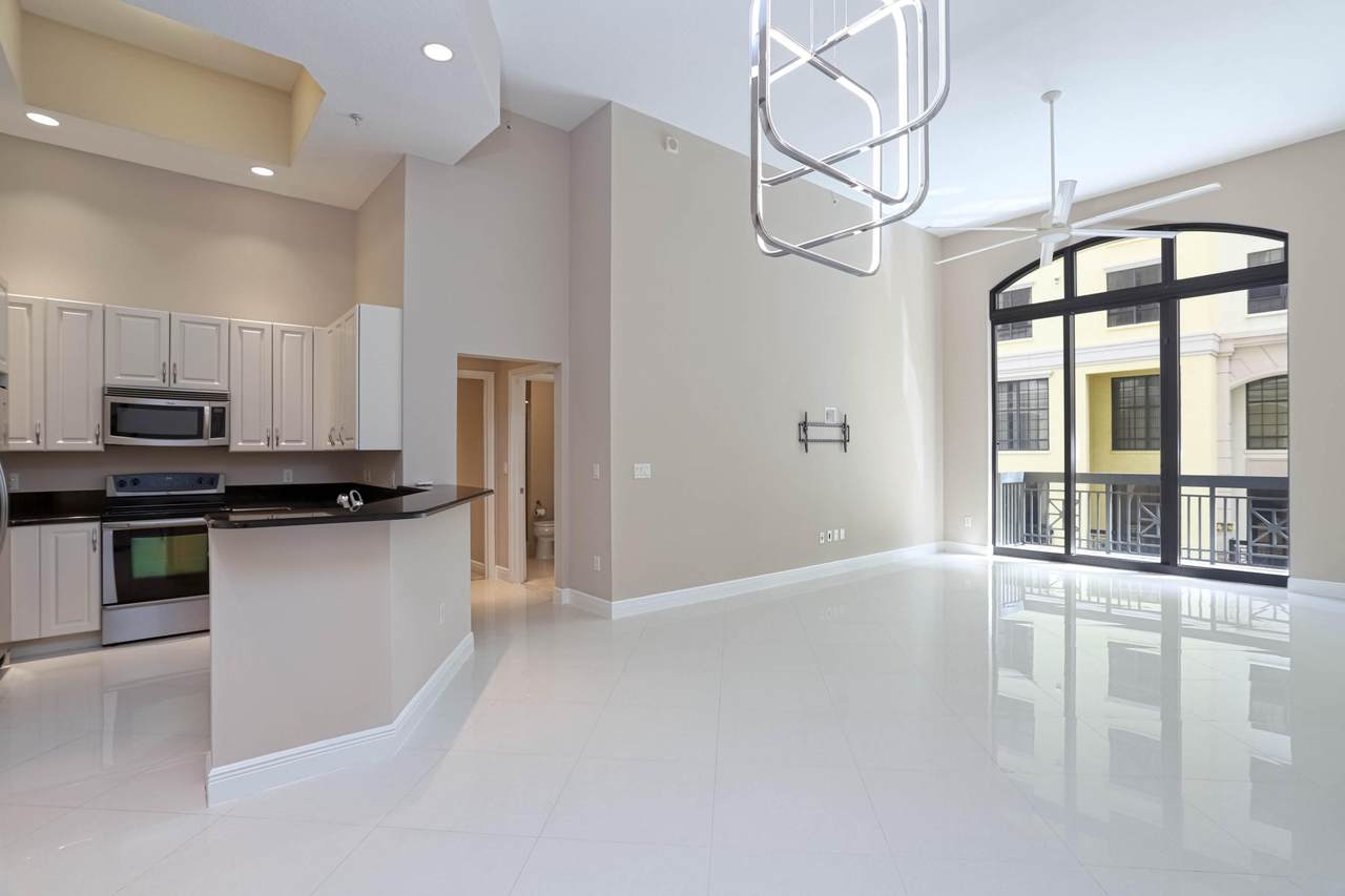 701 Olive Avenue - Photo 1