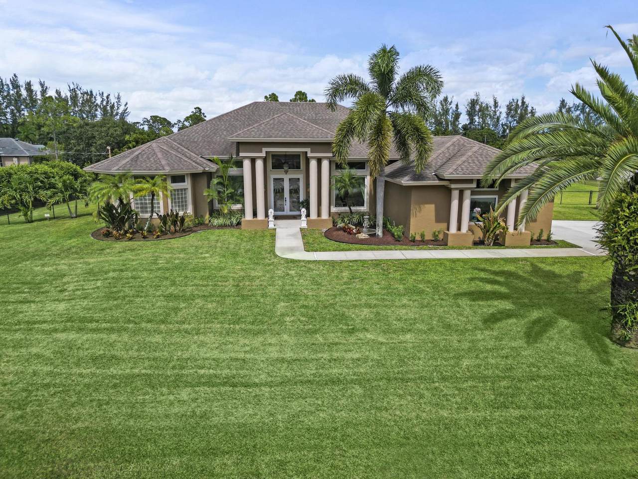 13289 76th Road - Photo 1