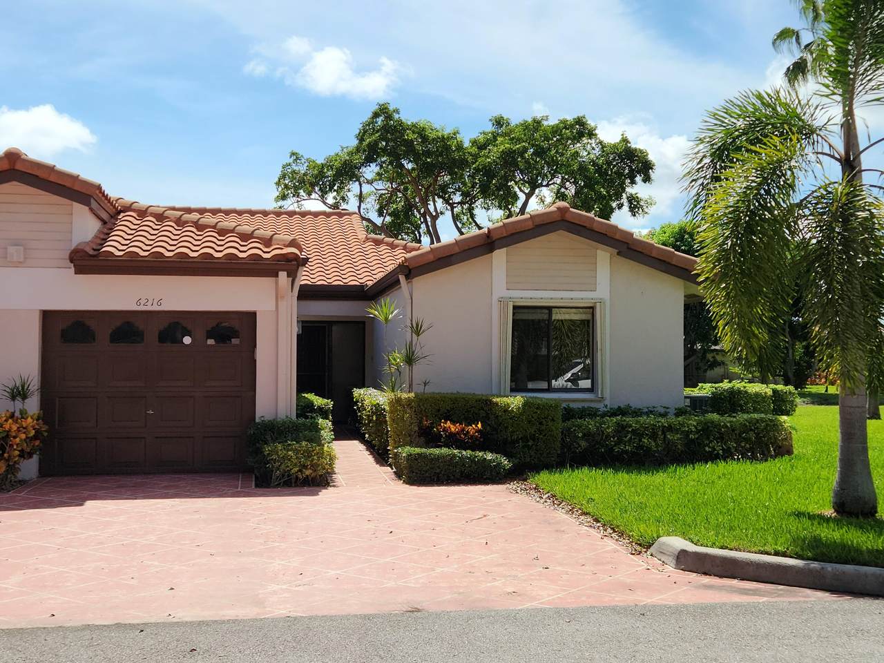 6216 Kings Gate Circle - Photo 1