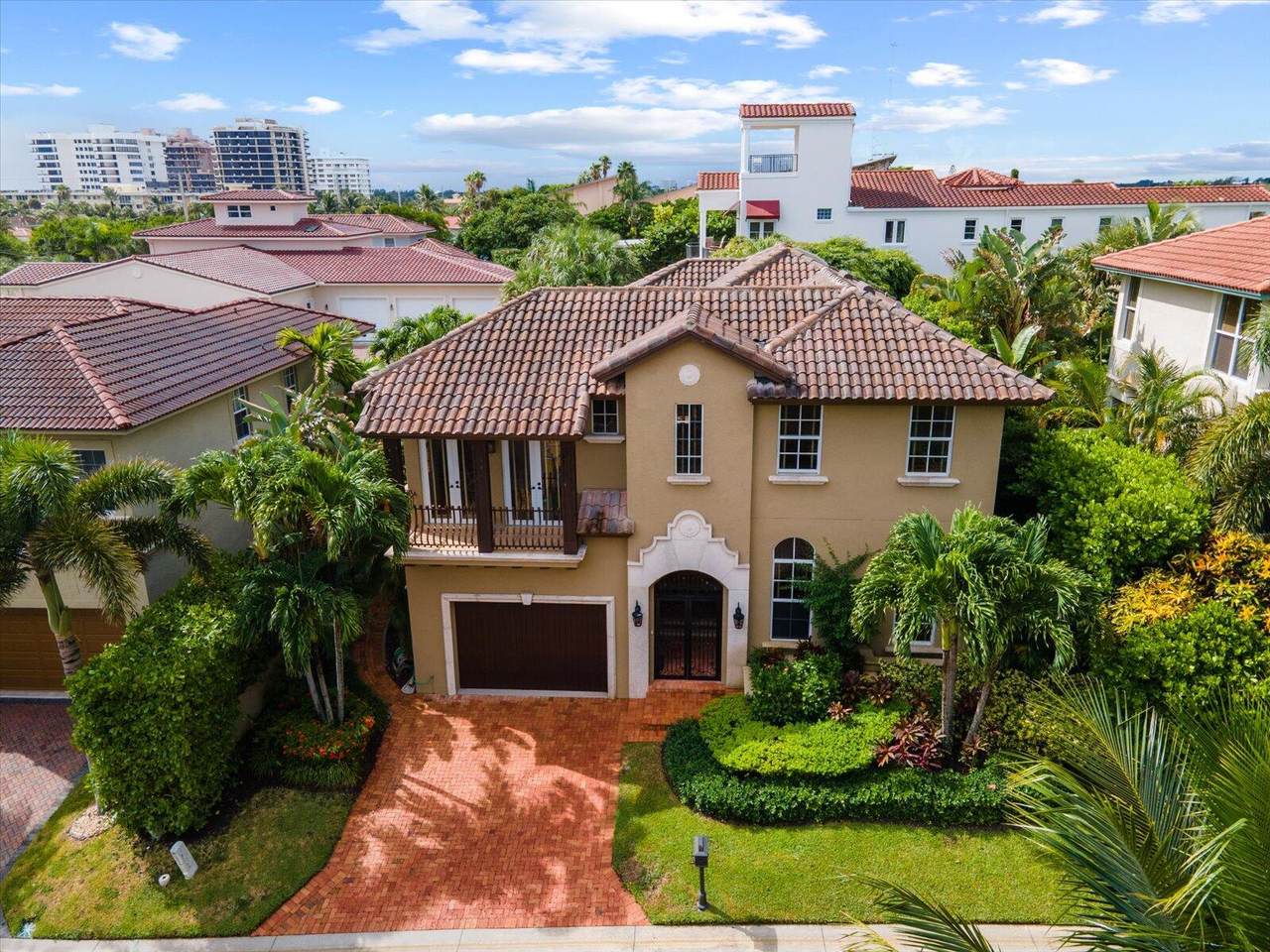 460 Surfside Lane - Photo 1