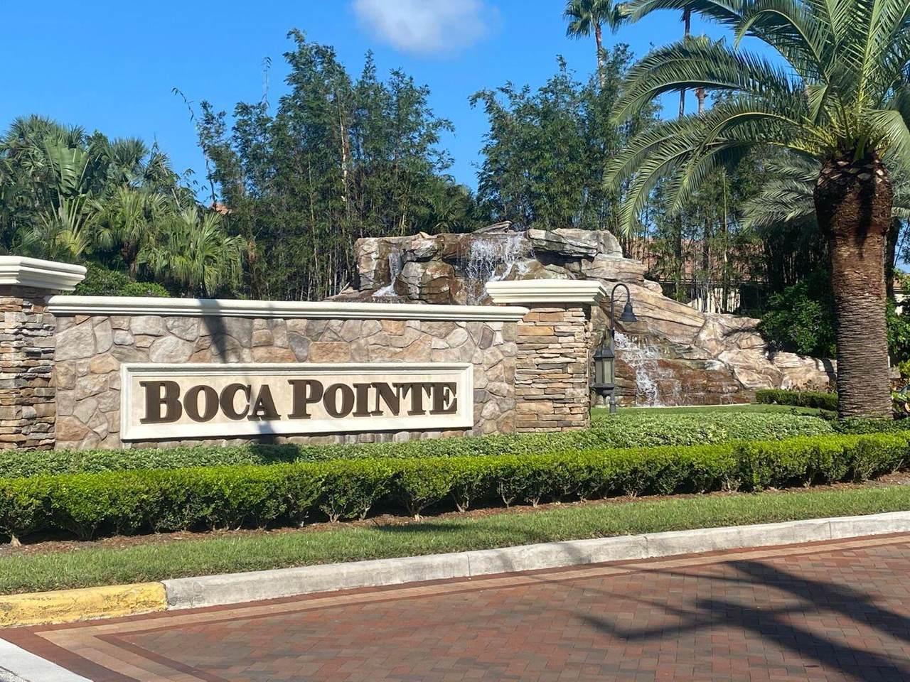 7472 La Paz Boulevard - Photo 1