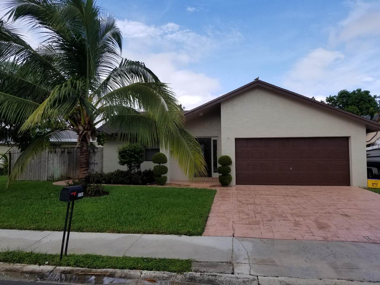 22761 64th Way - Photo 1