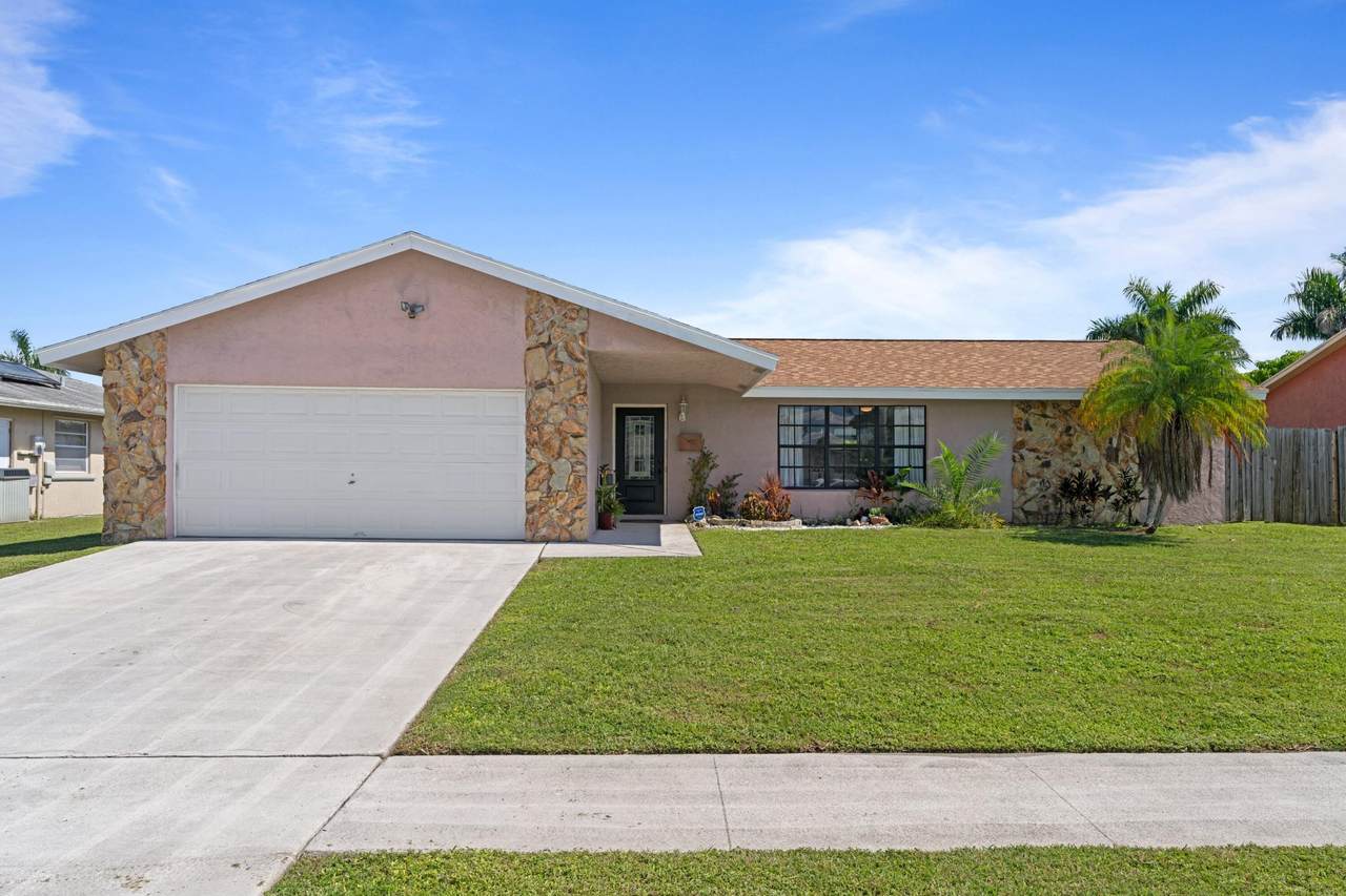307 Las Palmas Street - Photo 1