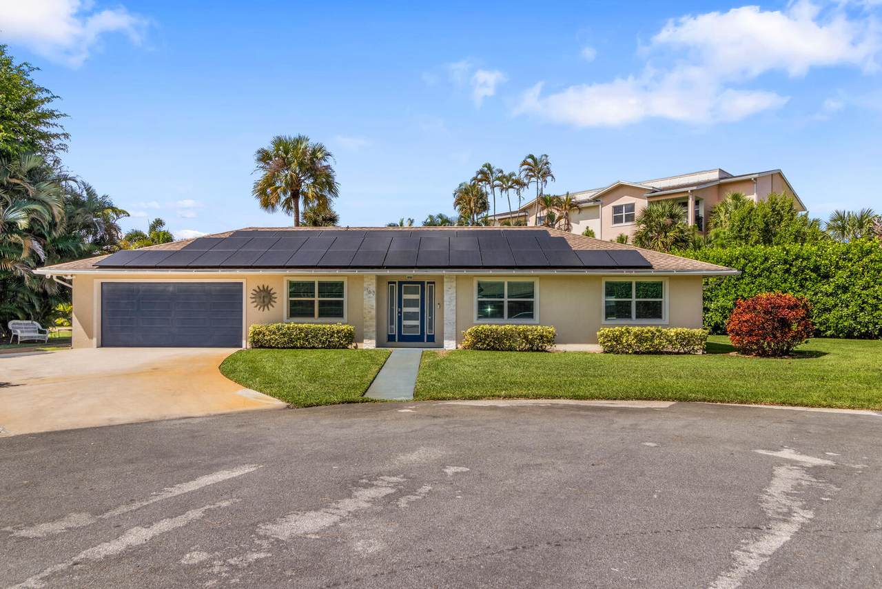 1163 Palmetto Road - Photo 1