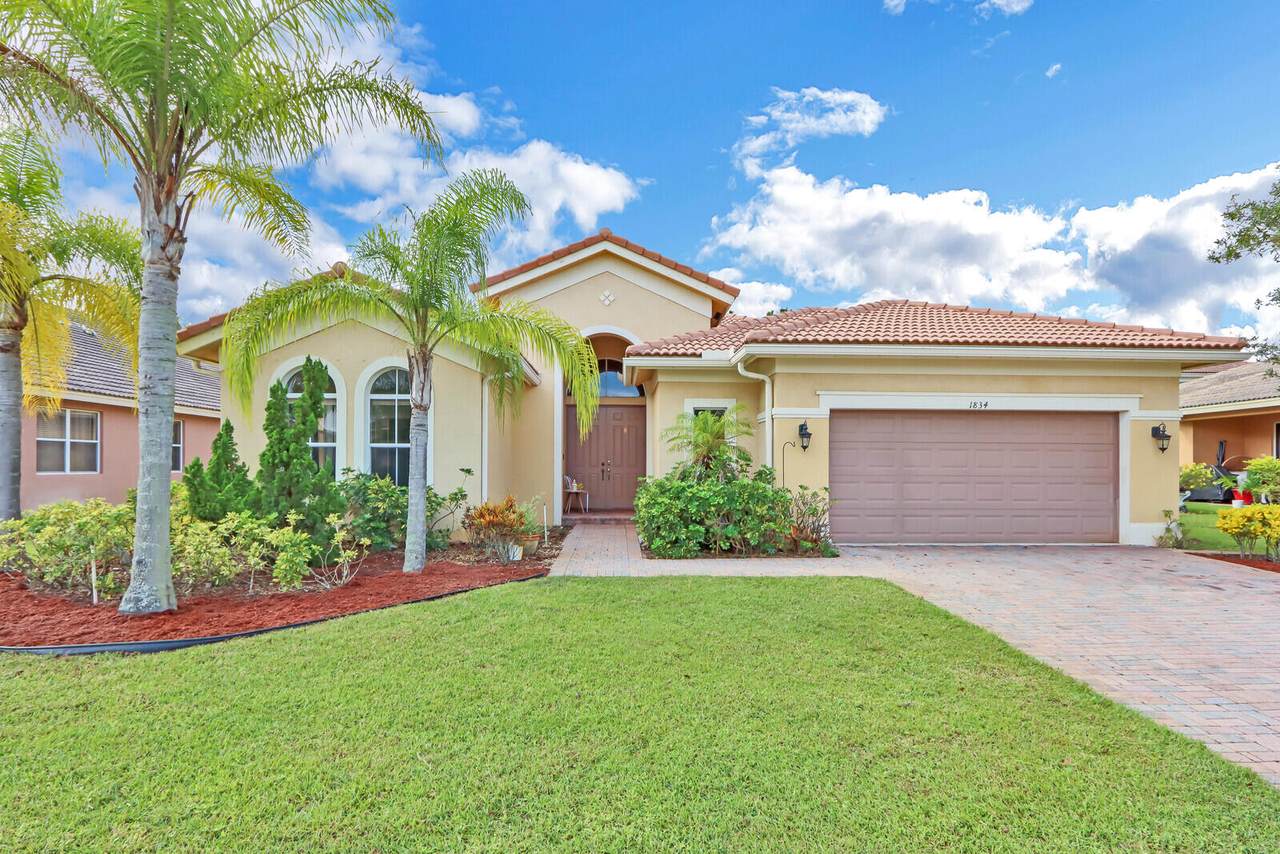 1834 Newport Isles Boulevard - Photo 1