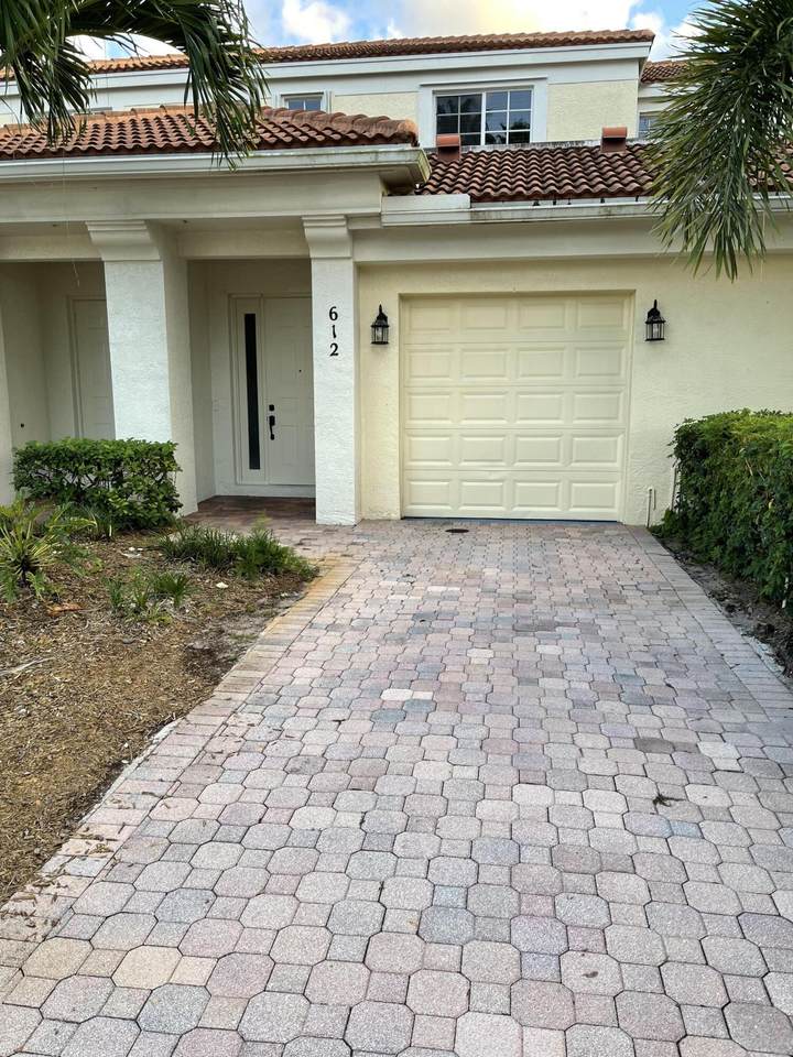 612 Commons Lane - Photo 1
