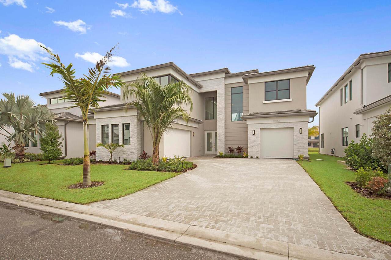 17062 Watersprite Lakes Road - Photo 1