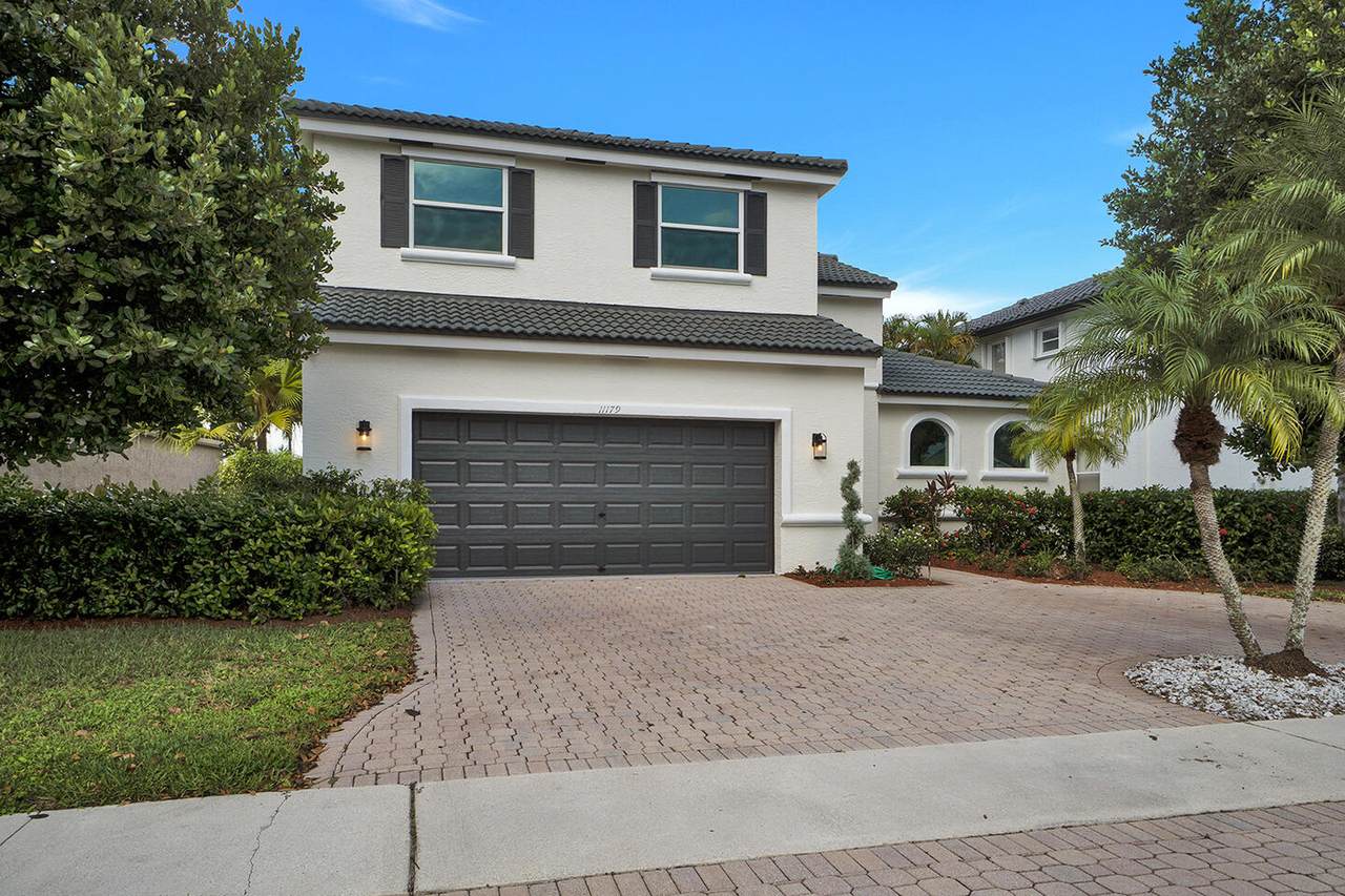 11179 Sea Grass Circle - Photo 1