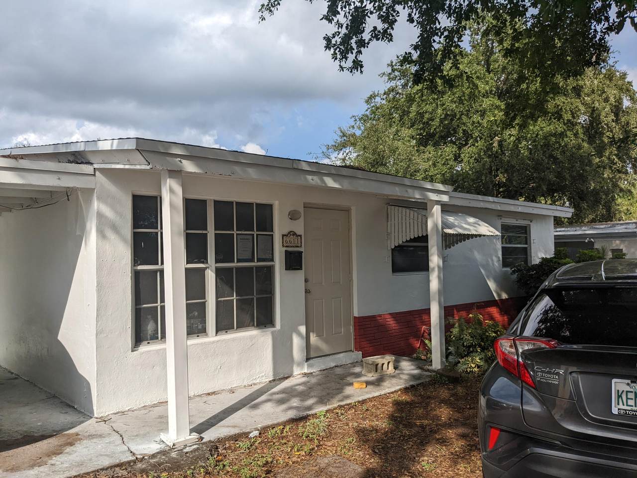 6611 Sheridan Street - Photo 1