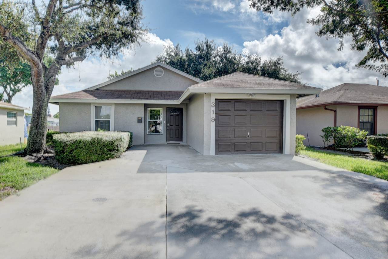 319 3rd Avenue - Photo 1