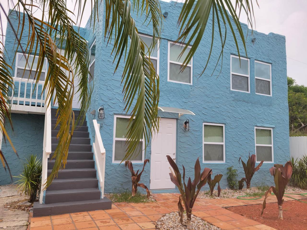 1605 K Street - Photo 1