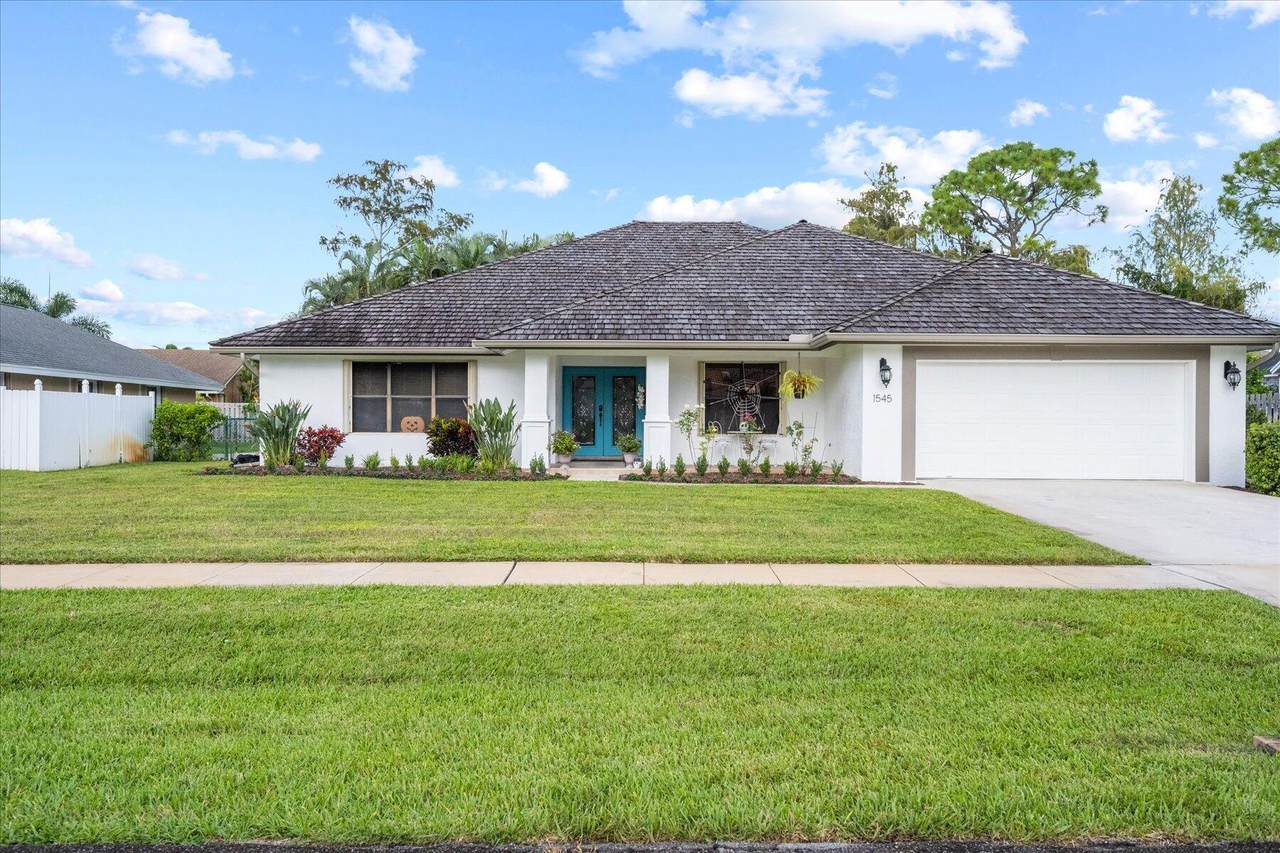 1545 Grantham Drive - Photo 1