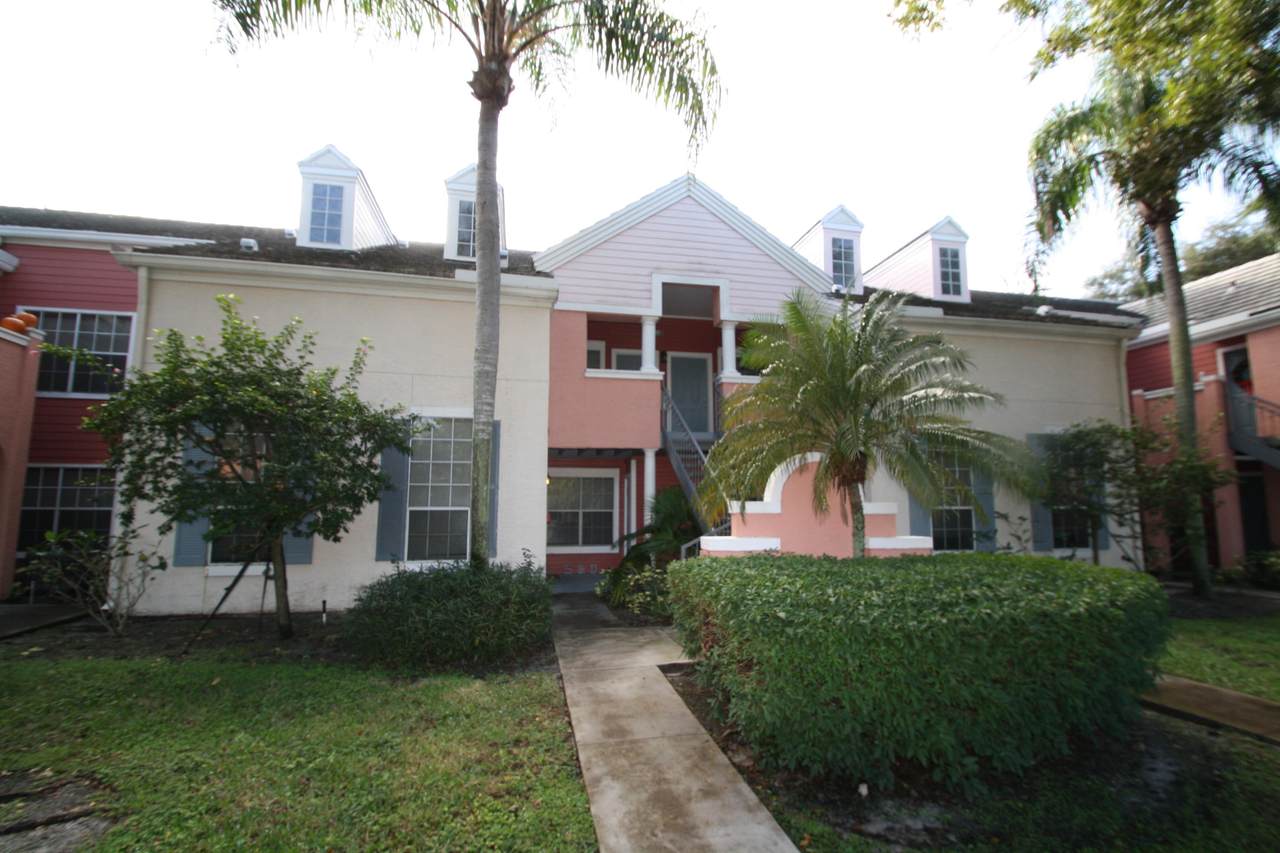 1011 Crystal Way - Photo 1