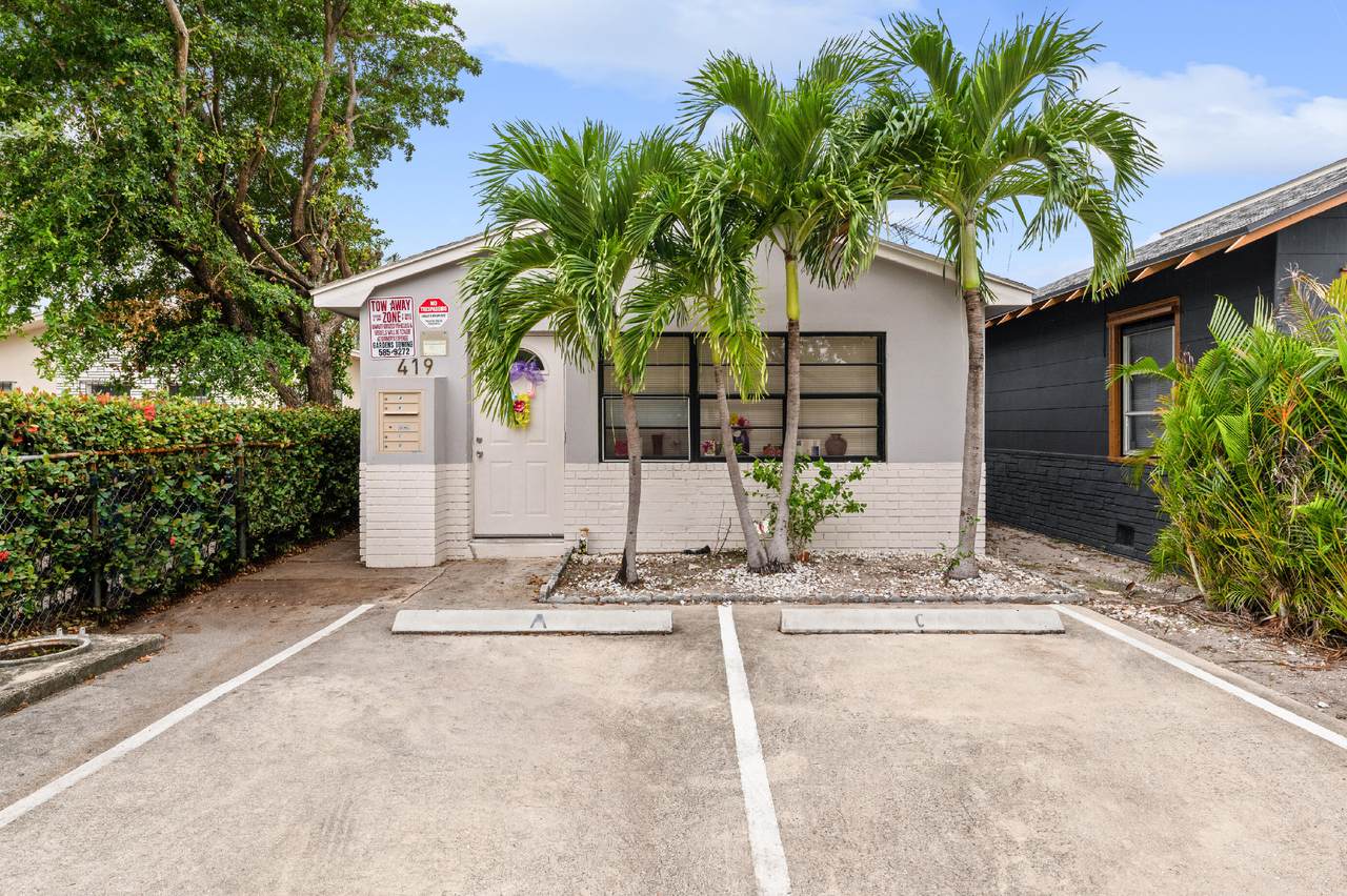419 J Street - Photo 1