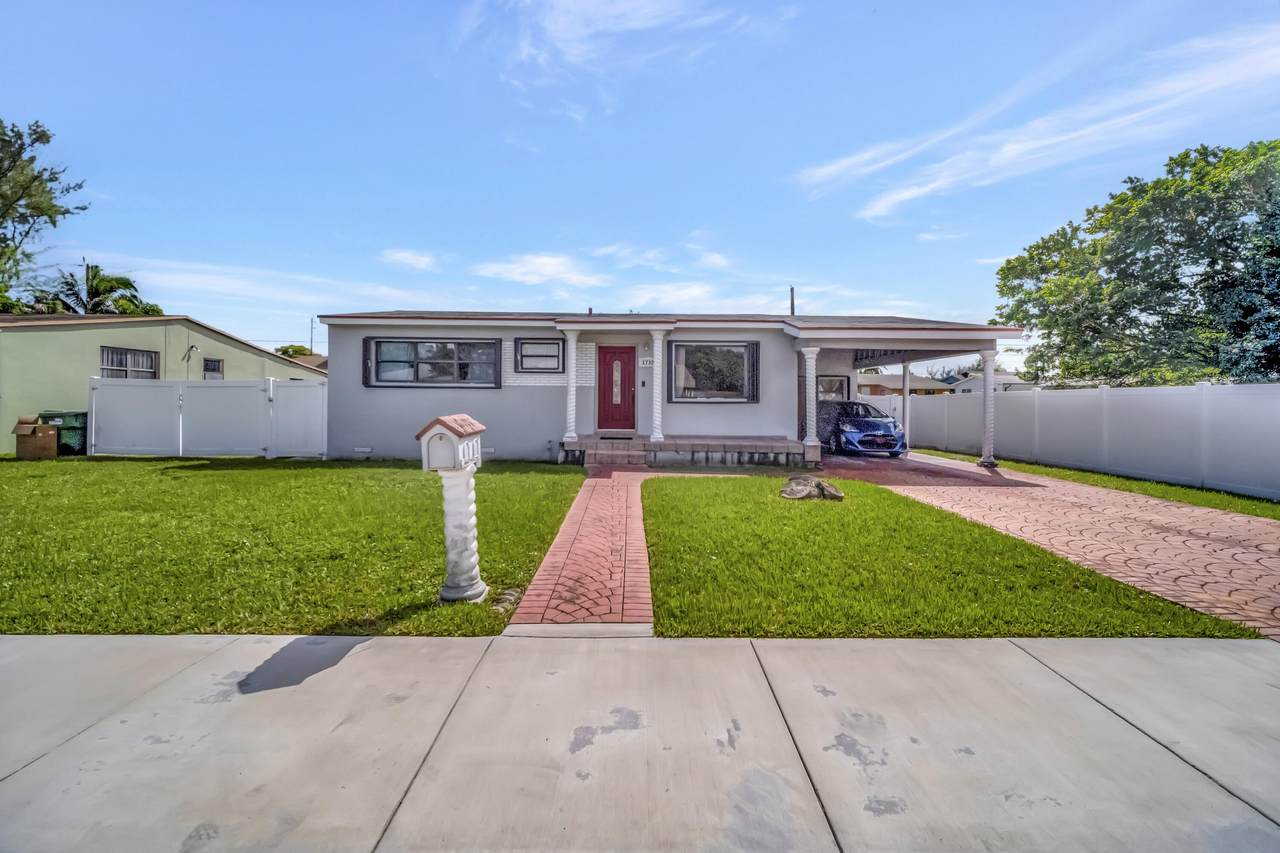 1730 179th Terrace - Photo 1
