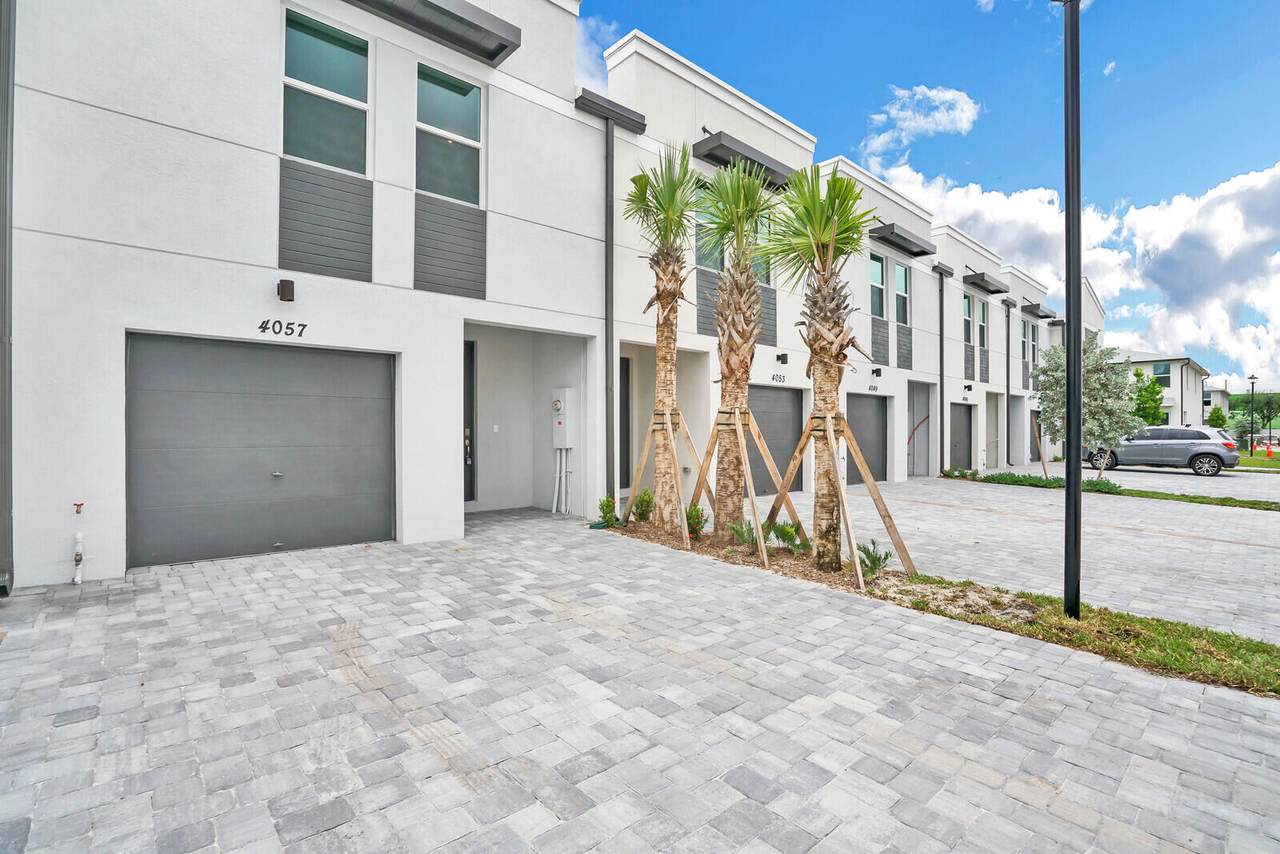 4057 Hot Springs Avenue - Photo 1