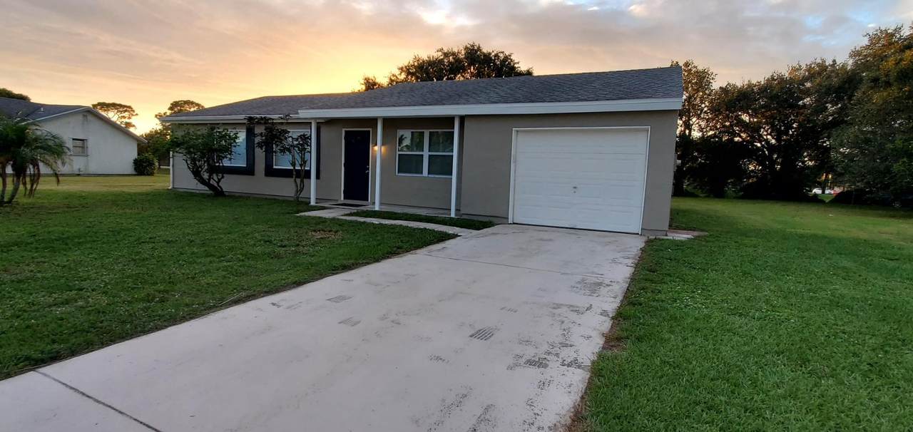 1418 Marisol Lane - Photo 1