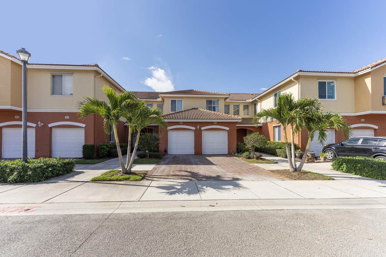 45 Sedona Circle - Photo 1