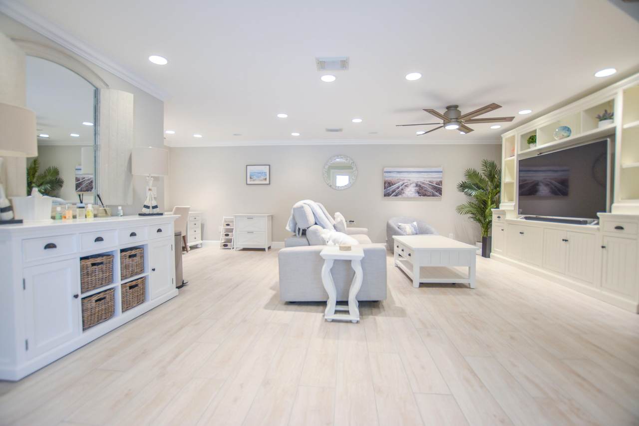 170 Celestial Way - Photo 1