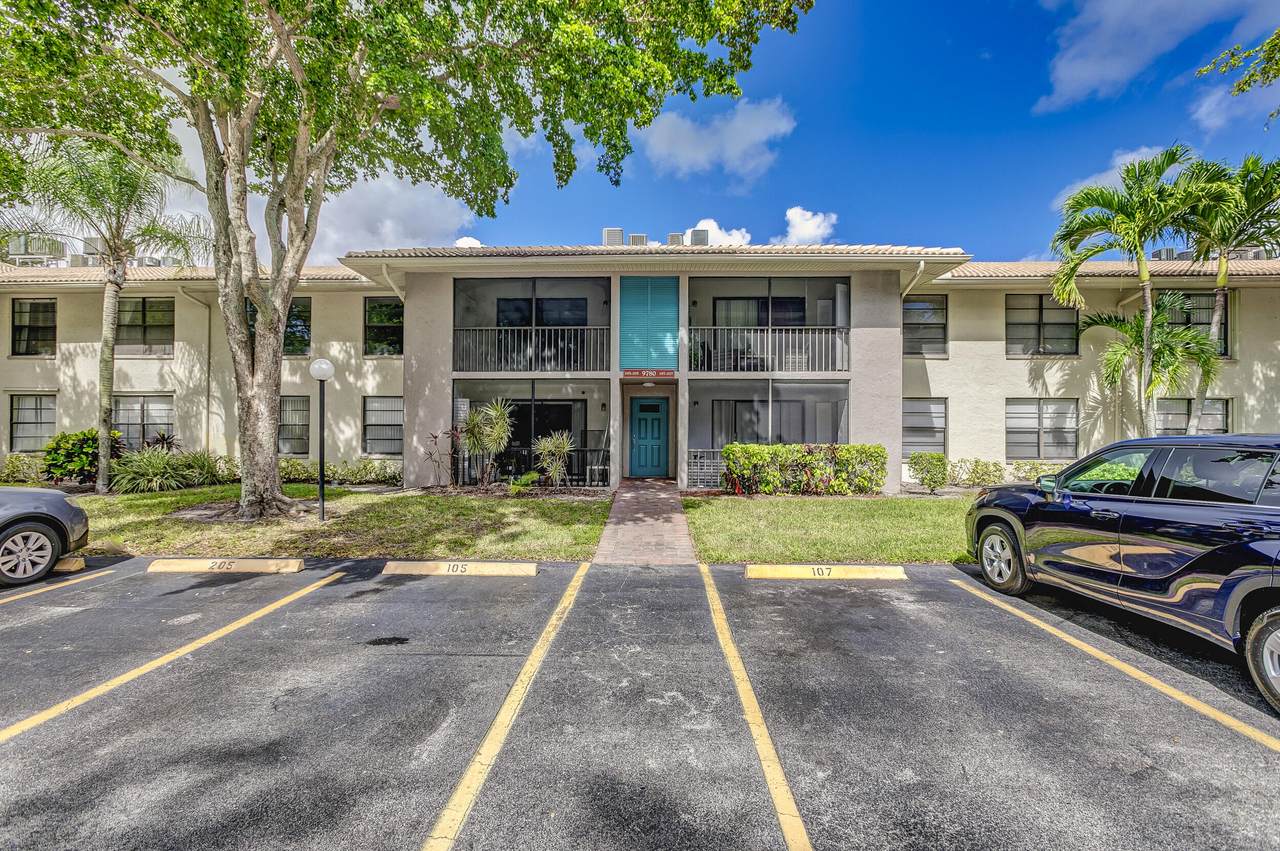 9780 Pineapple Tree Drive - Photo 1