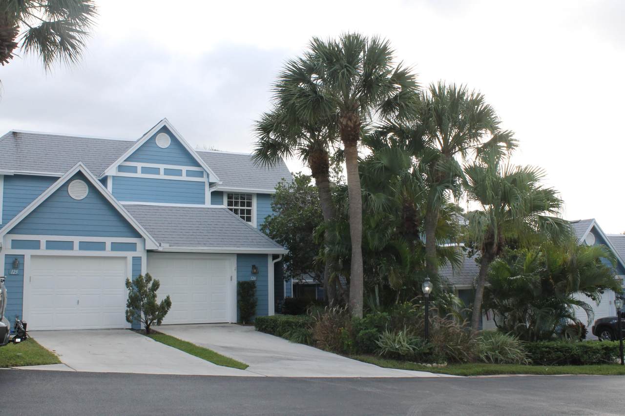 126 Ocean Dunes Circle - Photo 1