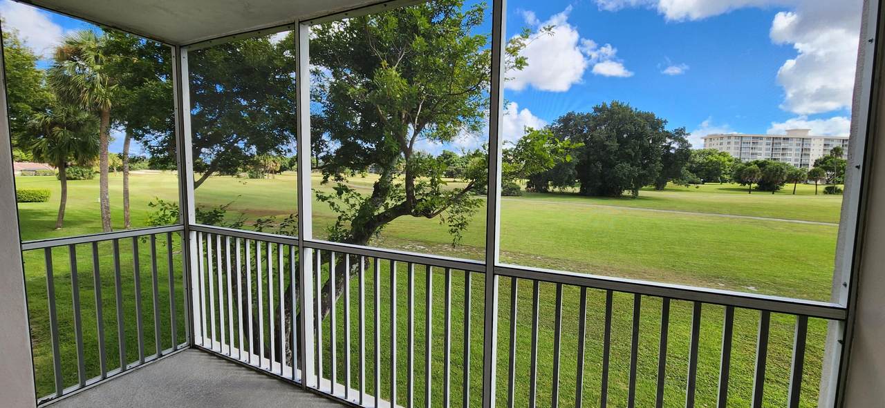 2850 Palm Aire Drive - Photo 1