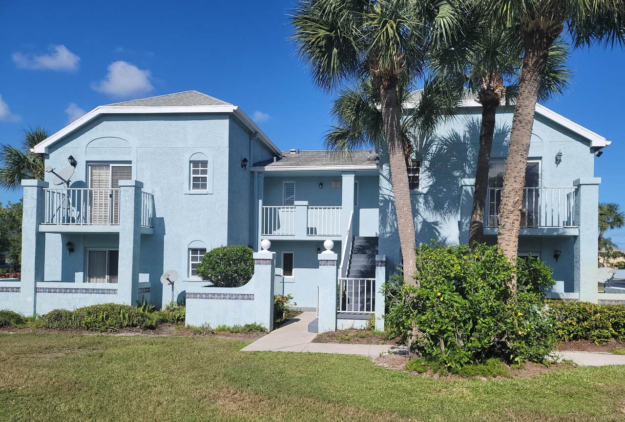 1675 Green Acres Circle - Photo 1