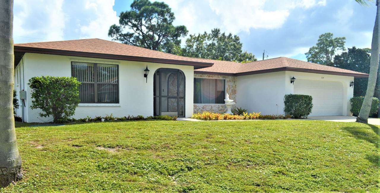 224 Fallon Drive - Photo 1