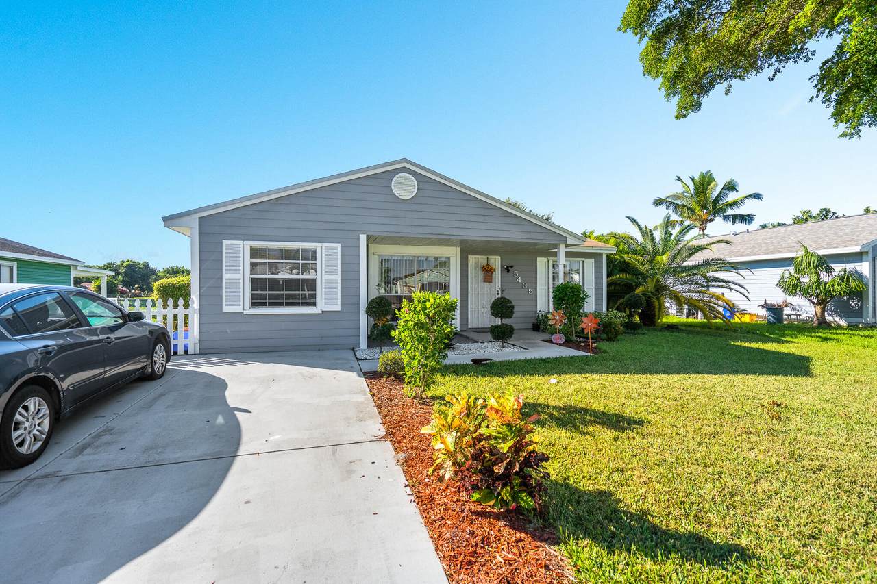 5435 Courtney Circle Circle - Photo 1