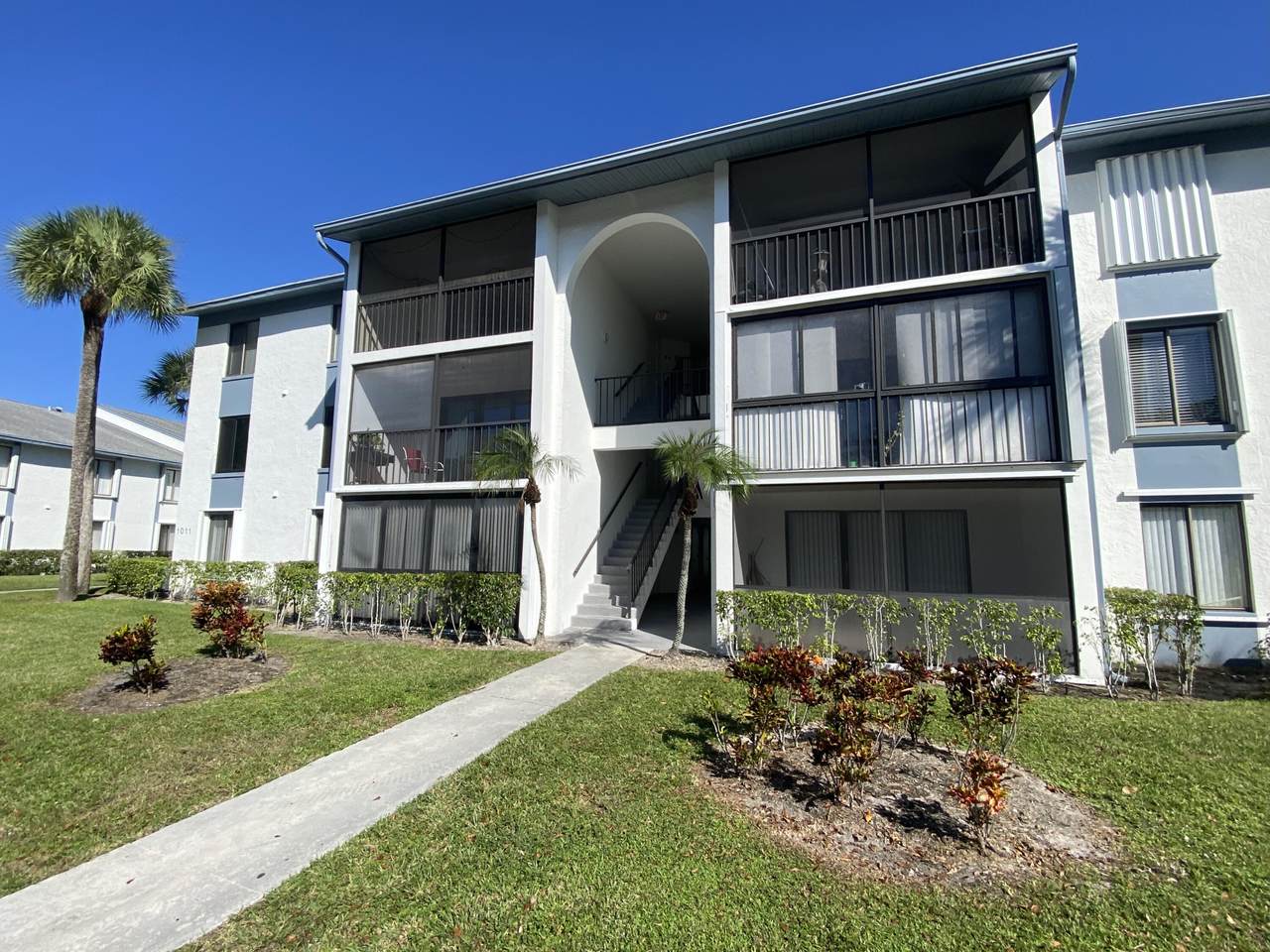 1011 Green Pine Boulevard - Photo 1
