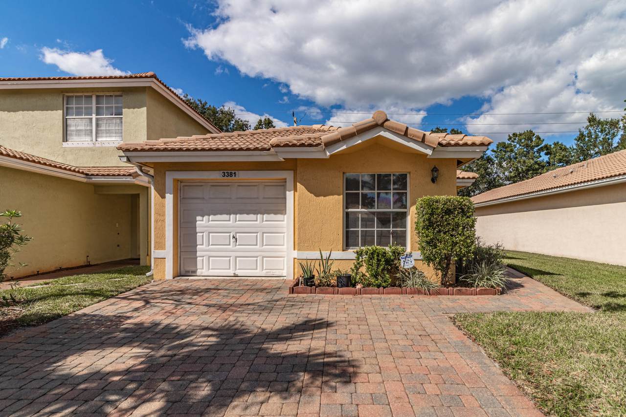 3381 Commodore Court - Photo 1