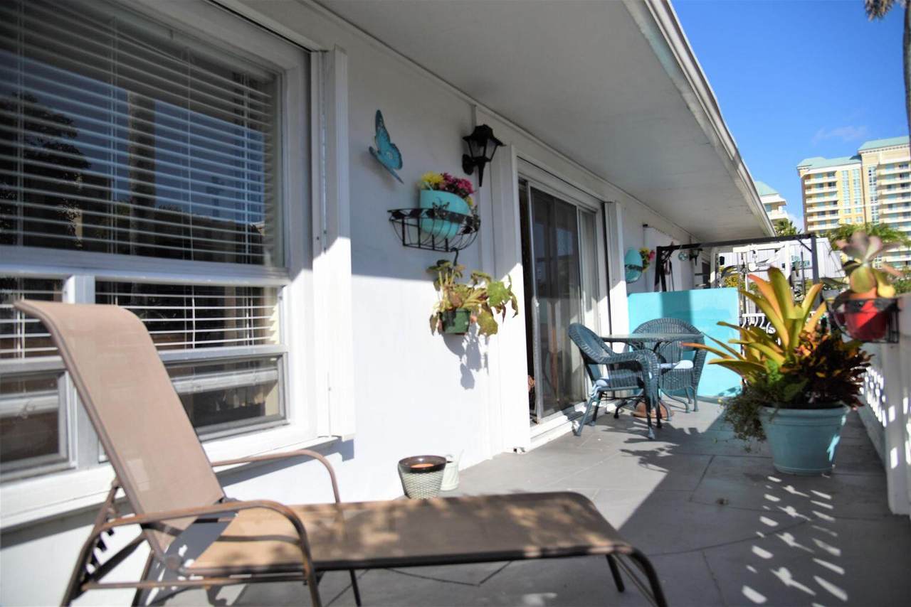 209 6th Street - Photo 1