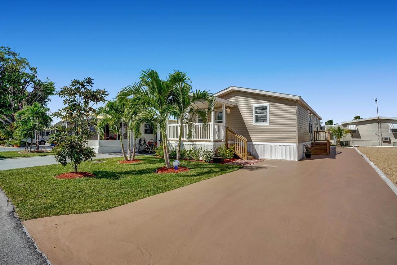 2923 Marina Drive - Photo 1