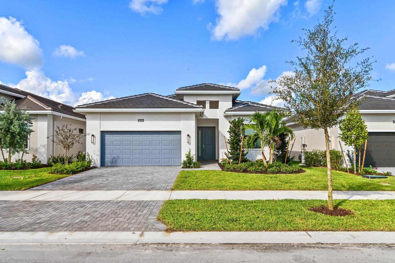 5534 Saint Armands Way - Photo 1