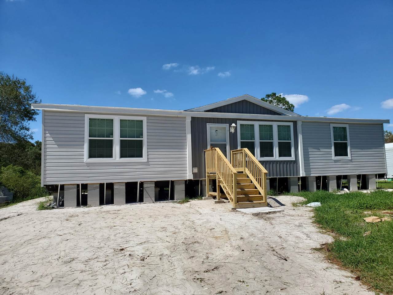 3205 38th Avenue - Photo 1
