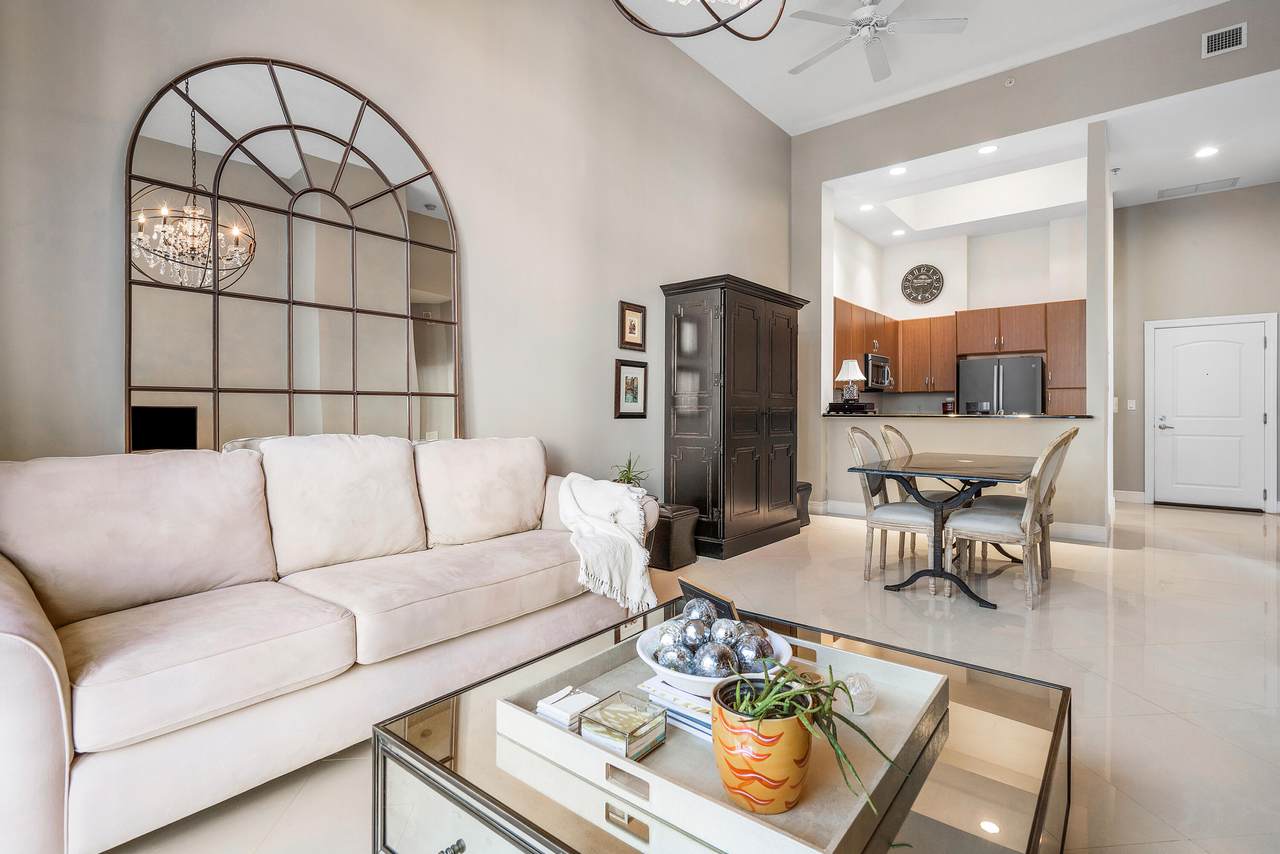 701 Olive Avenue - Photo 1