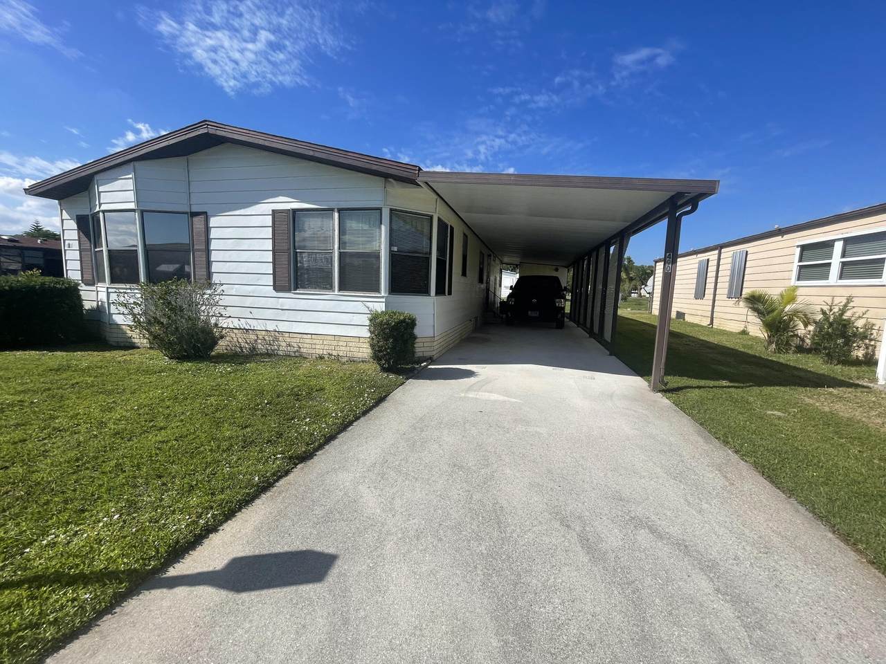 490 La Buona Vita Drive - Photo 1