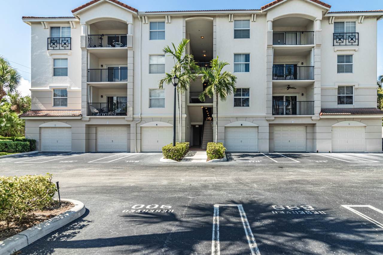 1304 Tuscany Way - Photo 1