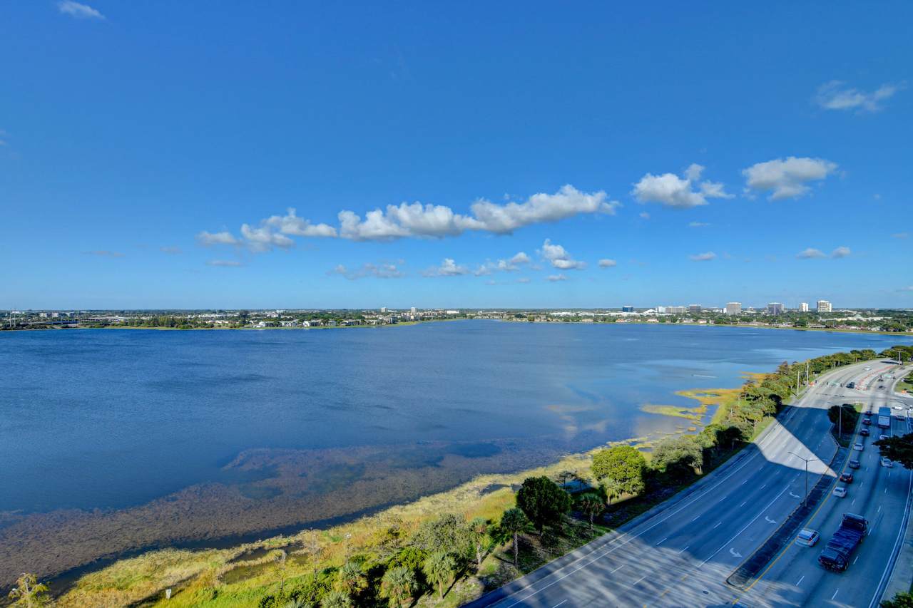 300 Australian Avenue - Photo 1