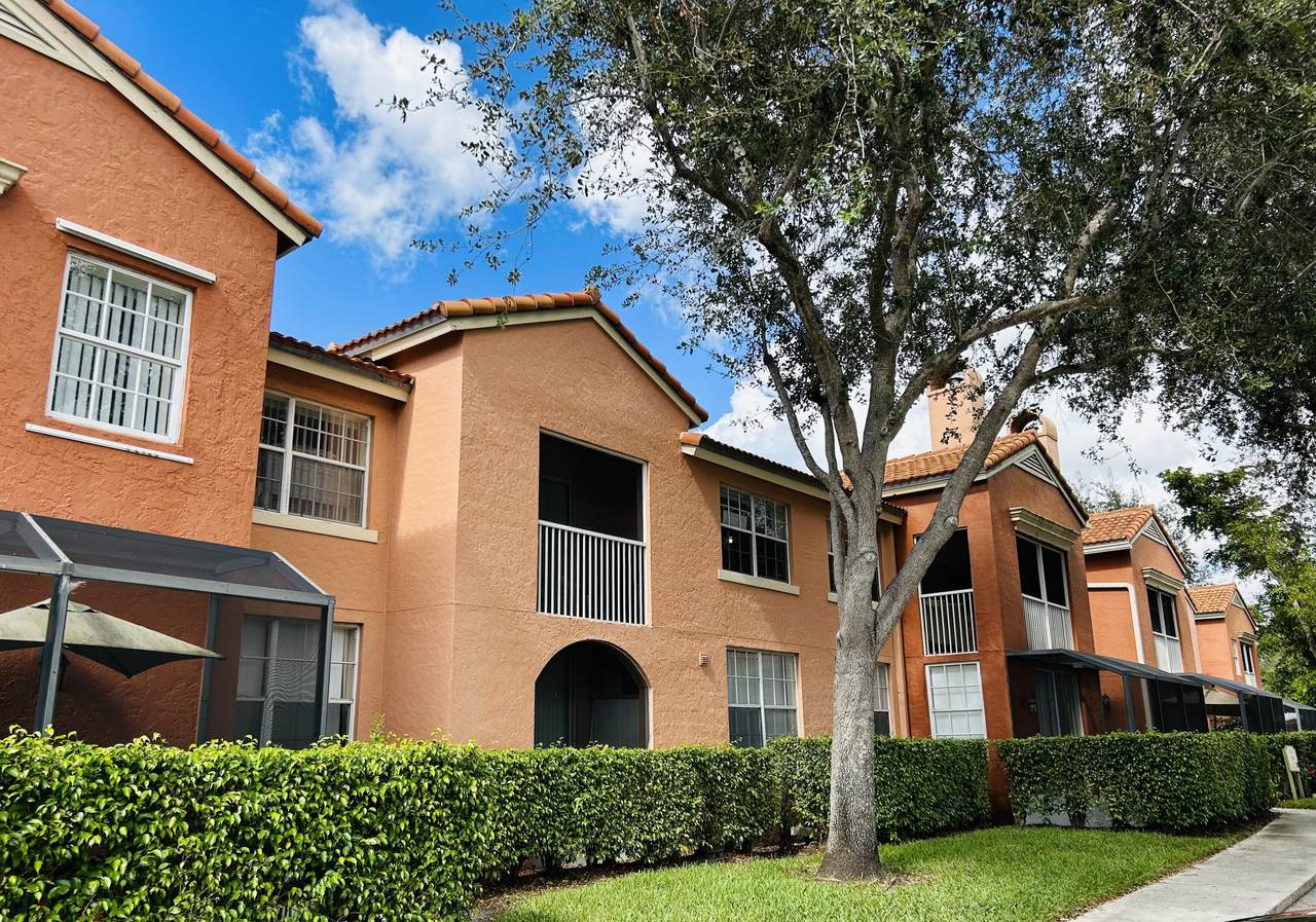 3259 Clint Moore Road - Photo 1