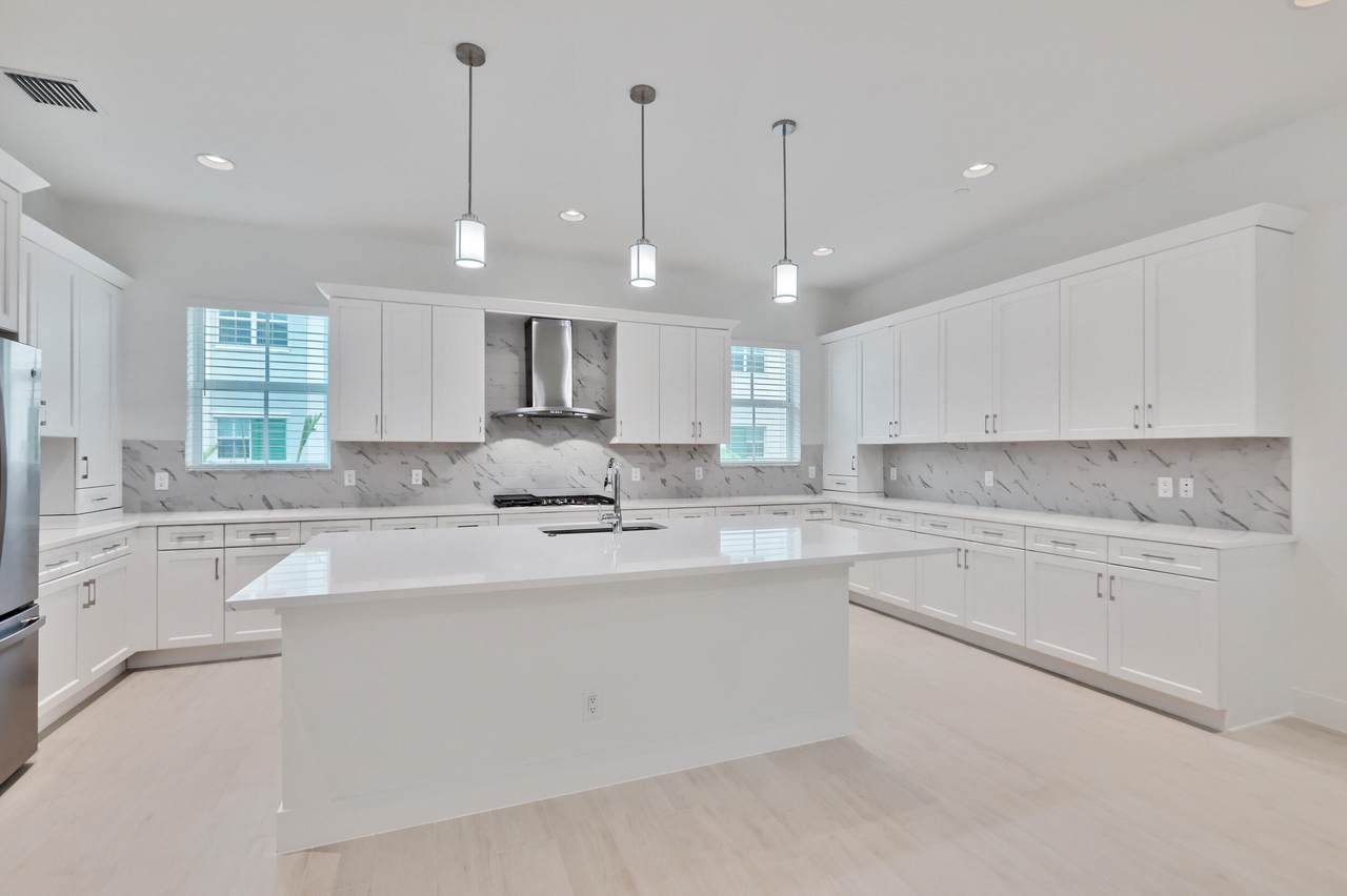 5222 Beckman Terrace - Photo 1