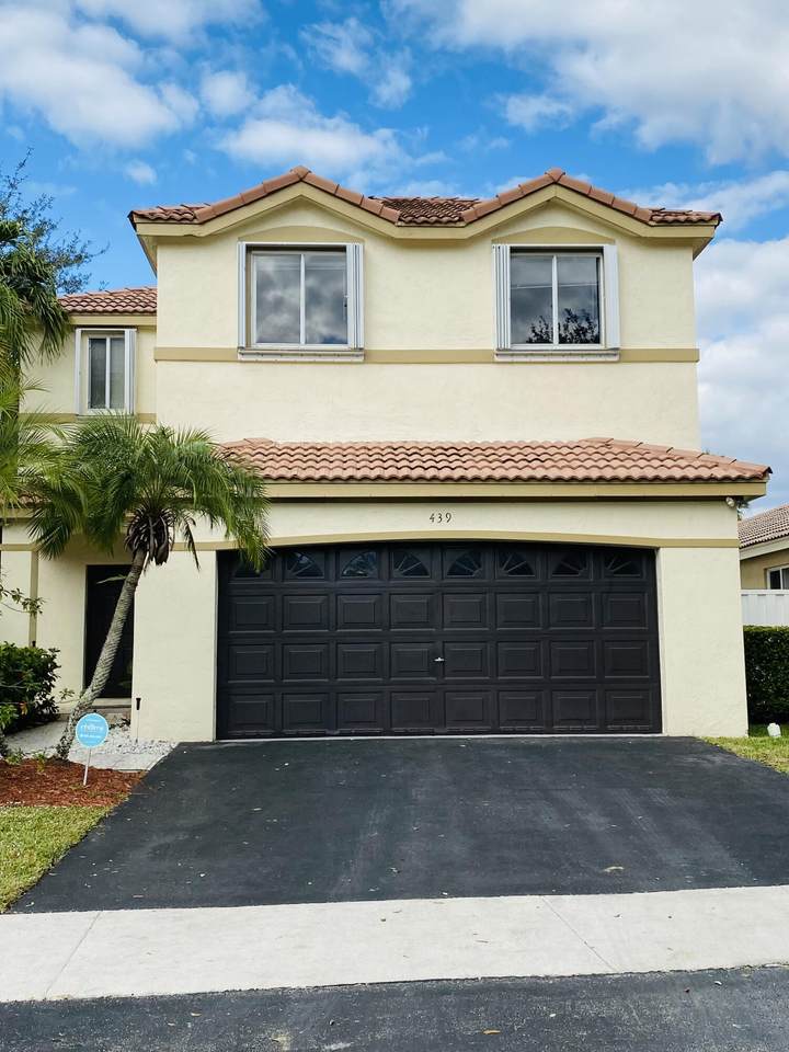 439 Talavera Road - Photo 1