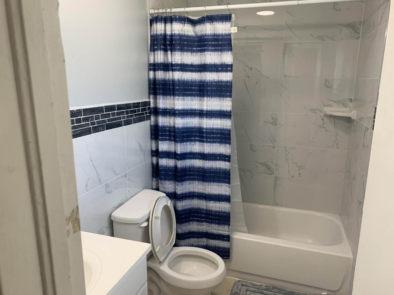 1138 25th Street - Photo 1
