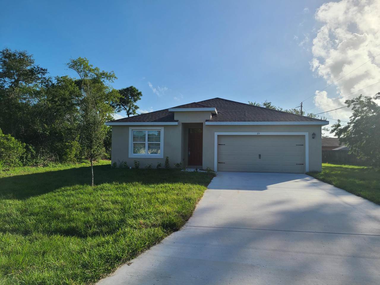 115 Avens Street - Photo 1