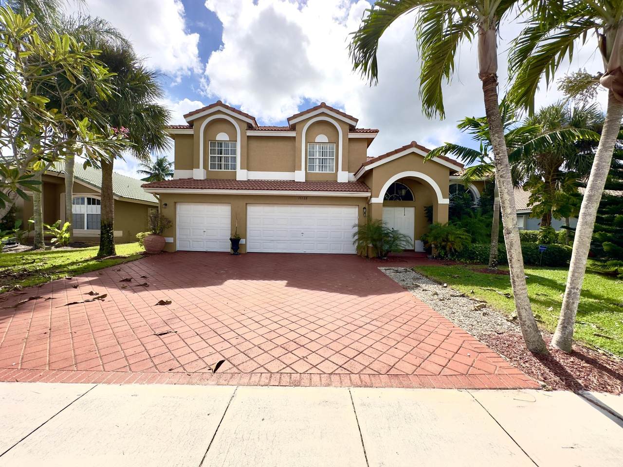 11128 Nantucket Bay Court - Photo 1