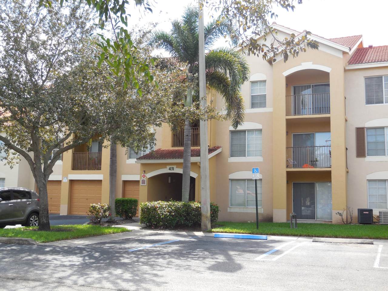 4131 San Marino Boulevard - Photo 1