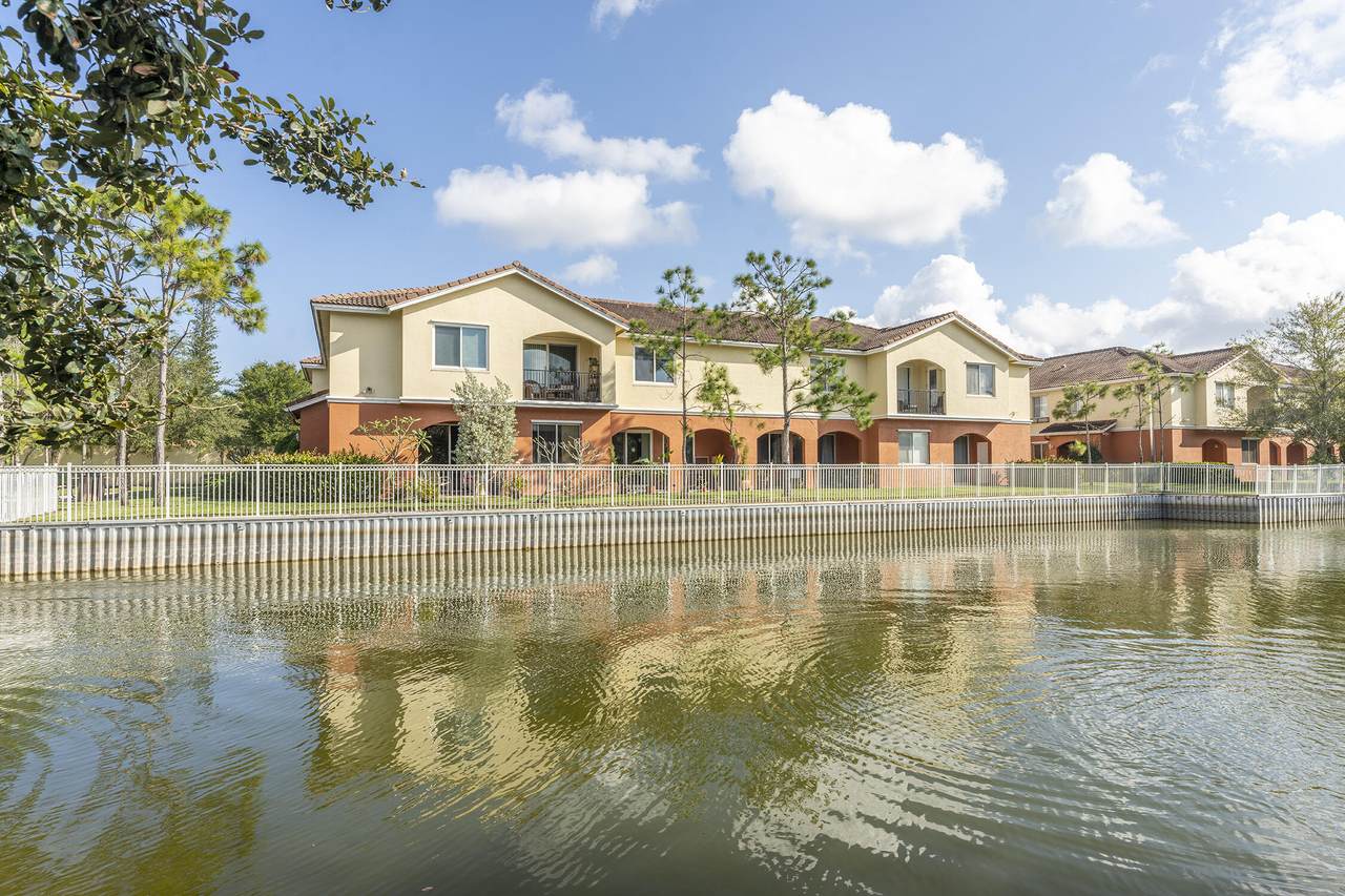 61 Palermo Court - Photo 1