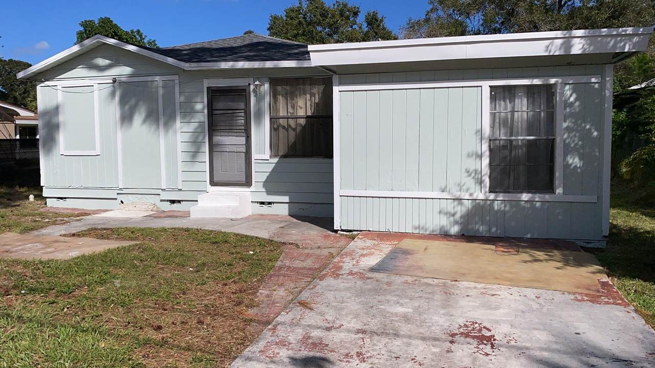 110 19th Street - Photo 1